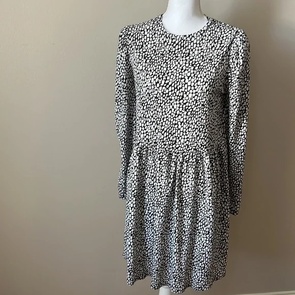 Zara dress black and white - Picture 2 of 4